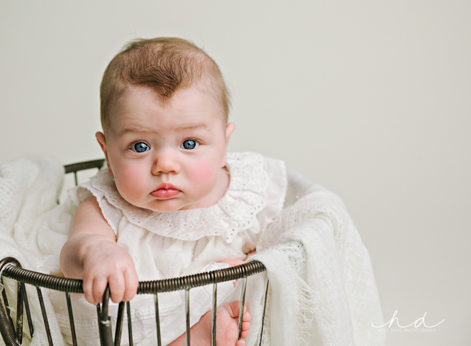 cute baby pics meridian misssissippi photography