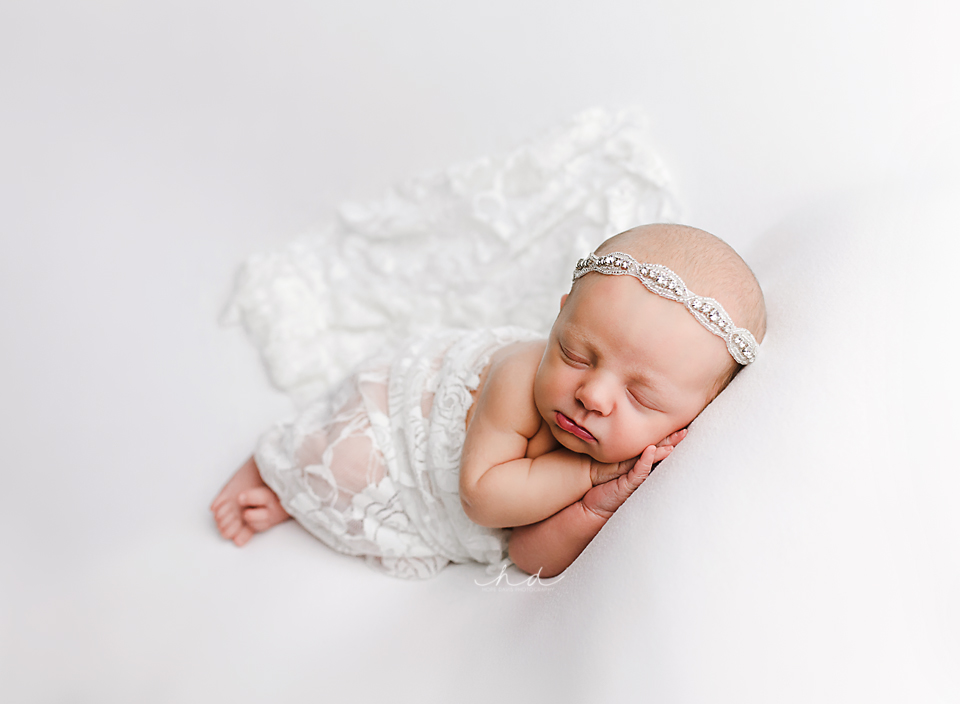 newborn photographer mississippi