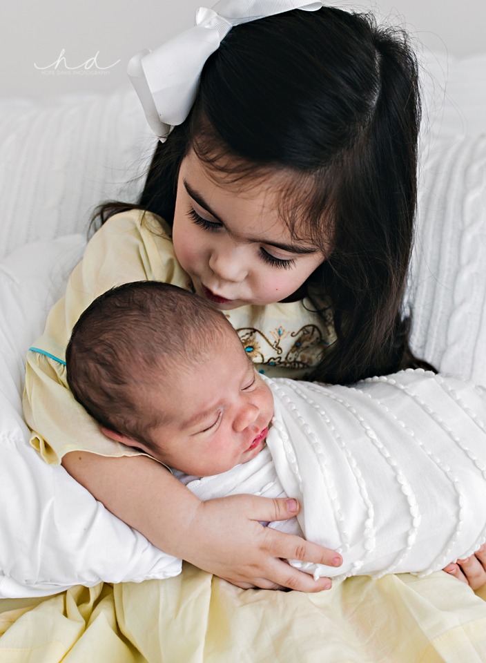 mississippi baby and sibling photography