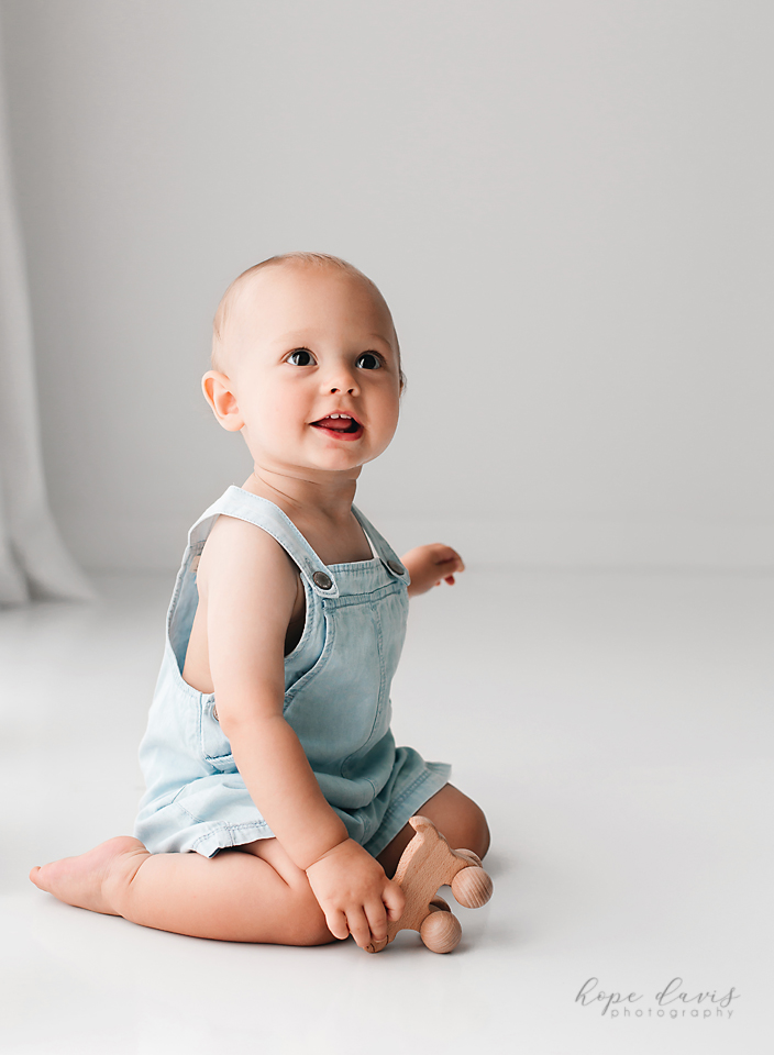 This image has an empty alt attribute; its file name is best-baby-photographer-meridian-ms-1.jpg