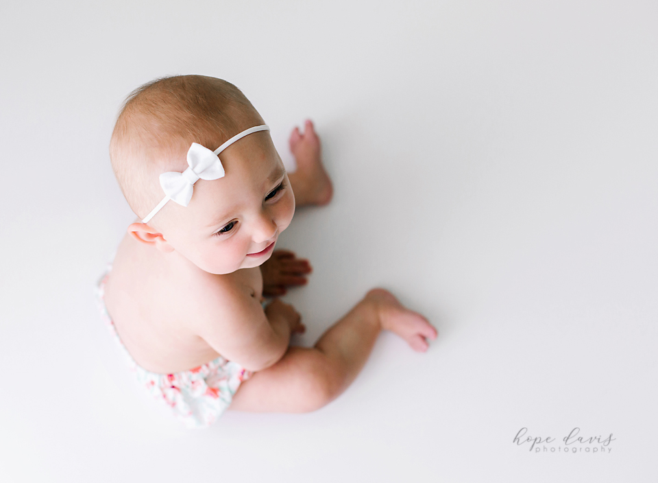 jackson ms baby photography 6 month old pictures hope davis