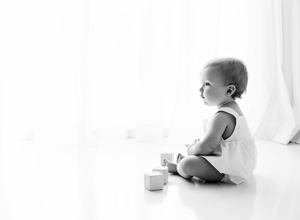meridian ms best baby photography baby boy playing with blocks