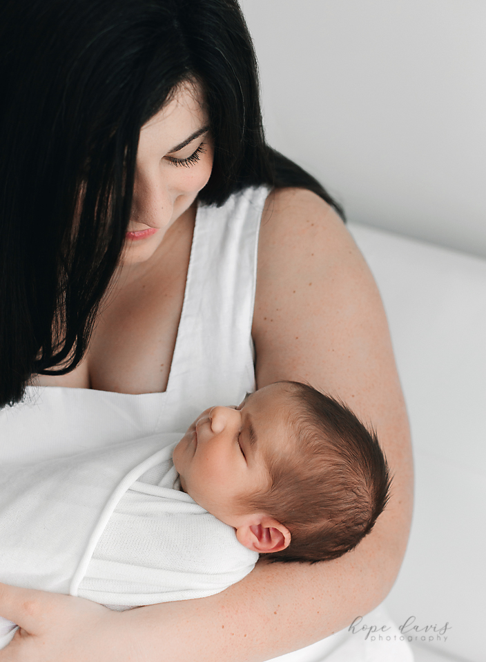 baby portraits mother and child hope davis photography meridian ms