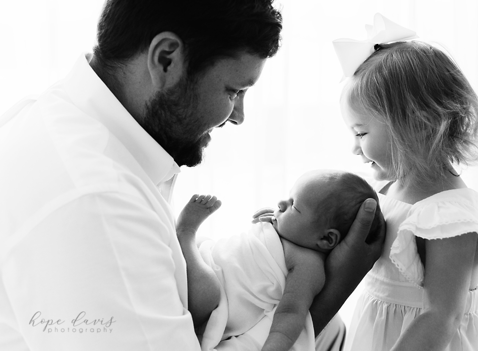 meridian ms newborn and baby photography daddy with baby girls